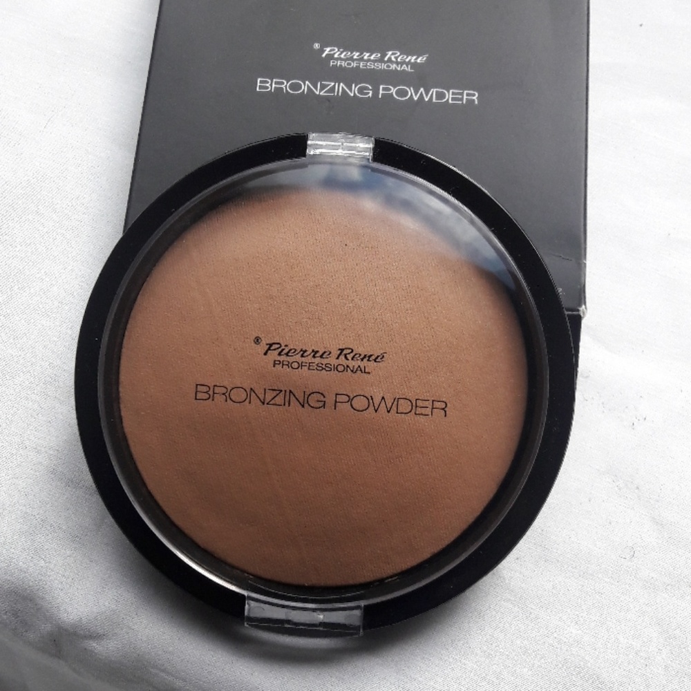 New Pierre Rene Professional bronzing powder